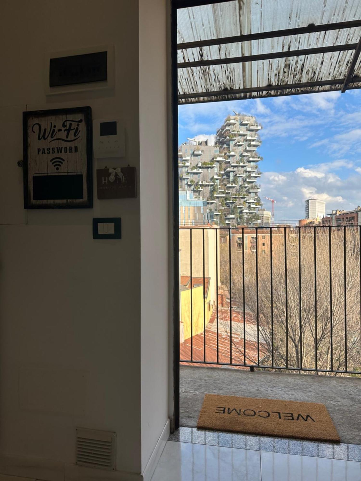Isola Apartment Milan Exterior photo
